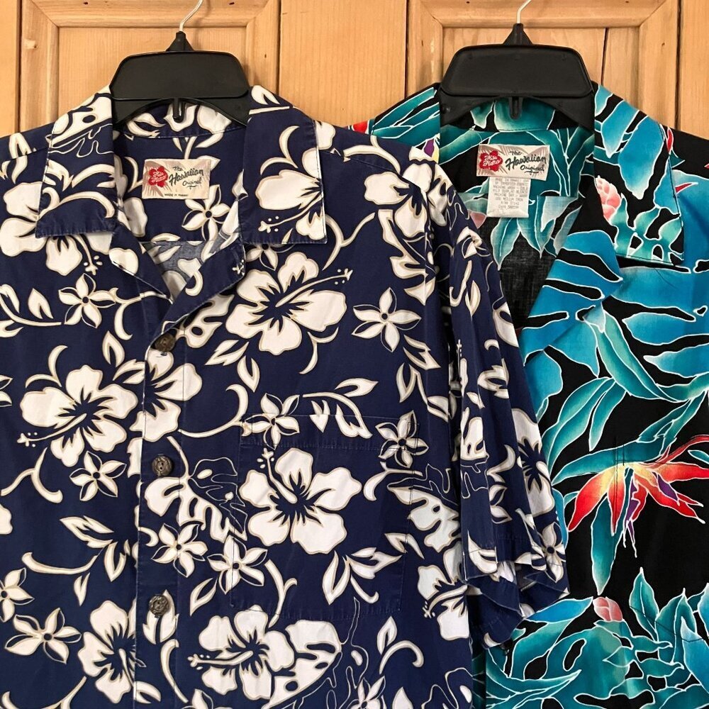 Hilo Hattie Mens Vintage Y2K (2) SET Hawaiian Floral Shirts Sz Large Blue SP EXC - Picture 1 of 12